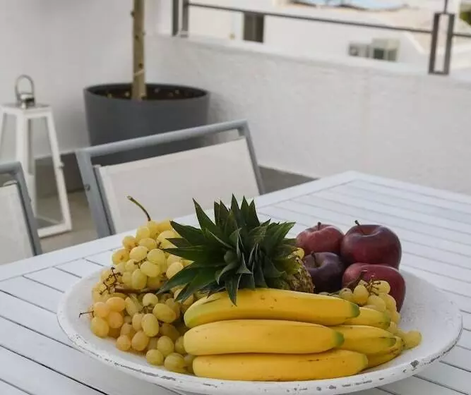 ペンション The Coolest Loft & Terrace Varkiza Sv