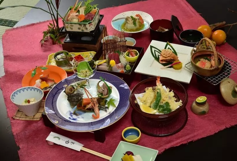 旅館 Seishohtei Shirasuna