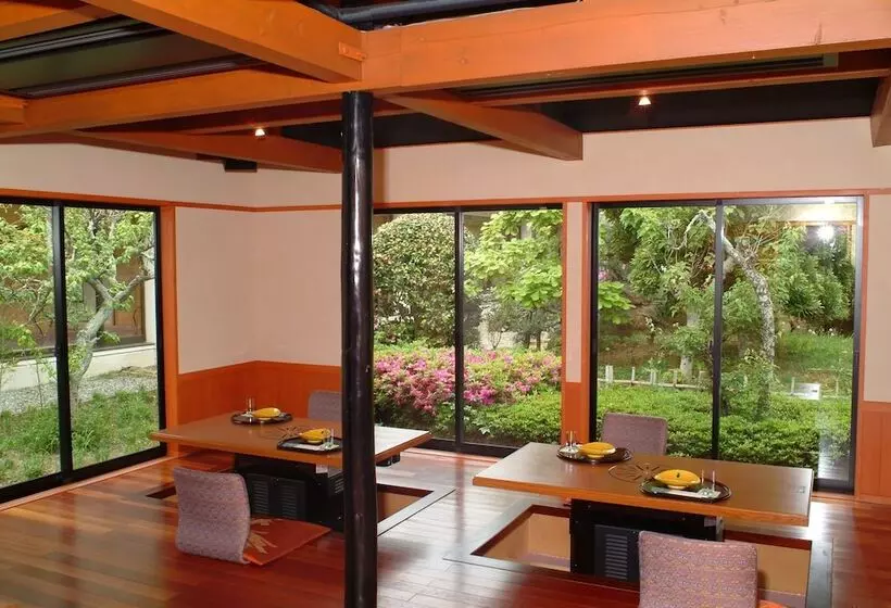 旅館 Seishohtei Shirasuna