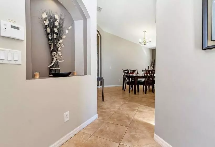 Aviana Resort  Beautiful 5bd/3ba Pool Home #5av316