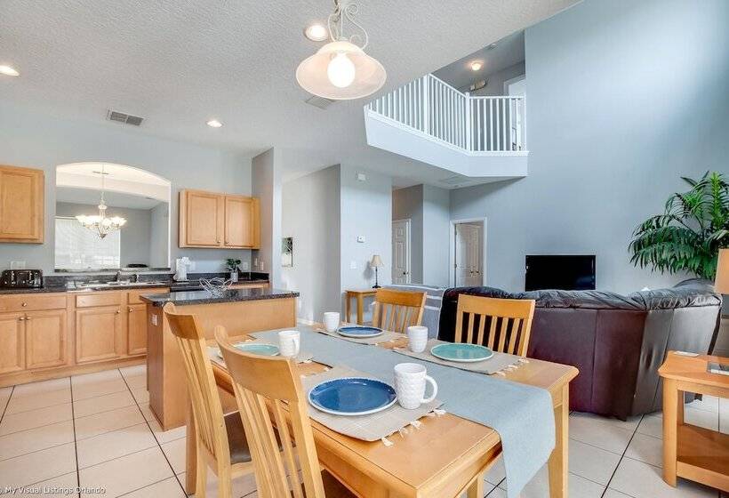 Emerald Island   7bd/4.5ba Pool Home   #7ei565