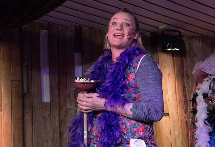 Hafentraum Indoorhostelcamp