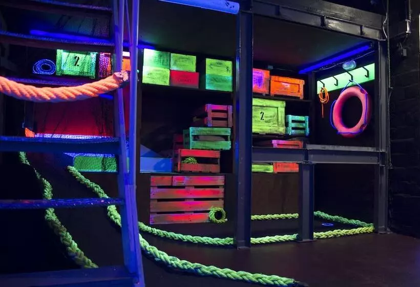 Hafentraum Indoorhostelcamp