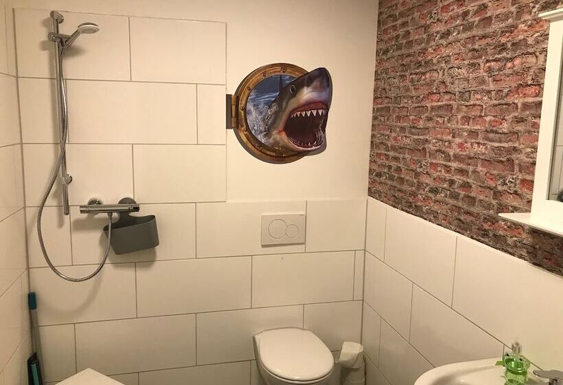 Hafentraum Indoorhostelcamp