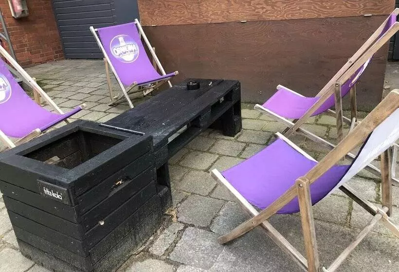 Hafentraum Indoorhostelcamp