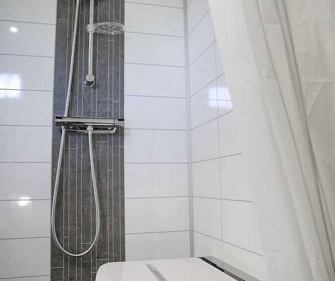 בית מלון כפרי First Camp City Stockholm