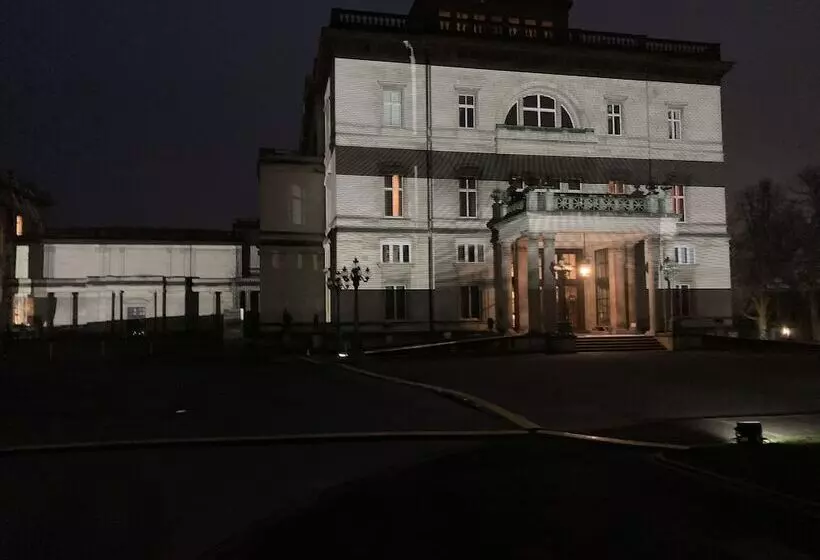 Hotelli Rathaus 1910