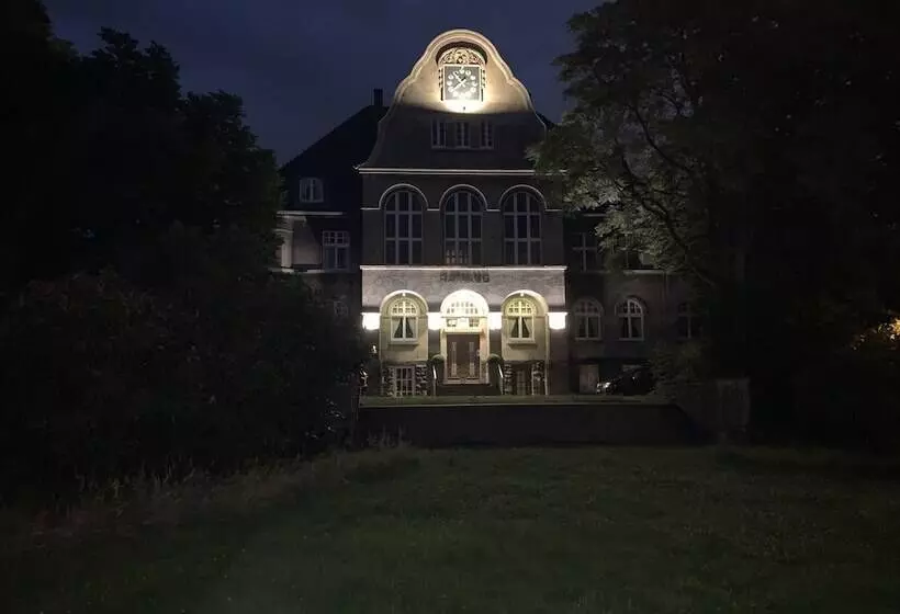 Hotelli Rathaus 1910