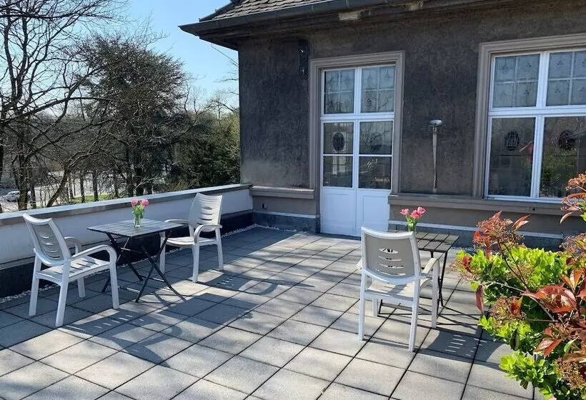 Hotelli Rathaus 1910