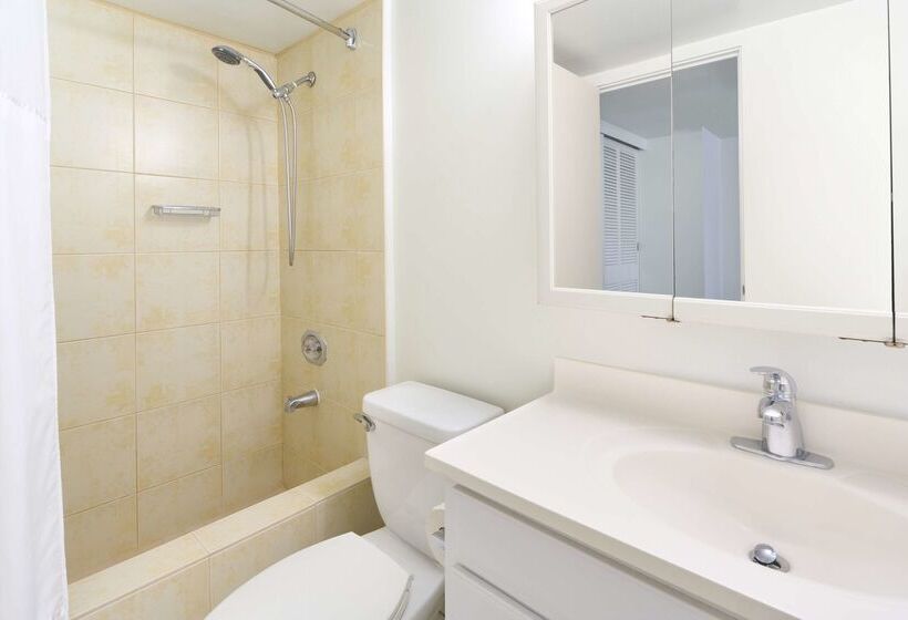 Ilikai Hotel Condo With Kitchen And Ocean View