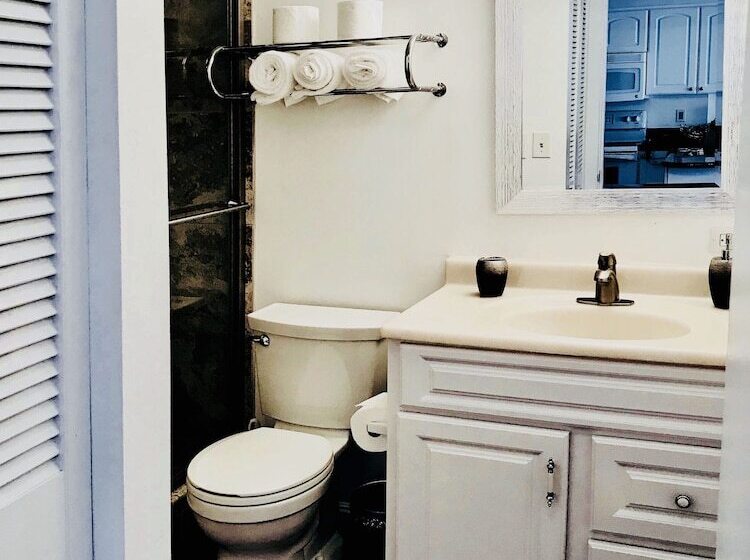 Ilikai Hotel Condo With Kitchen And Ocean View