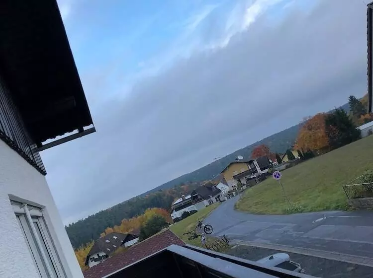 ペンション Cafe Best Gaestezimmer