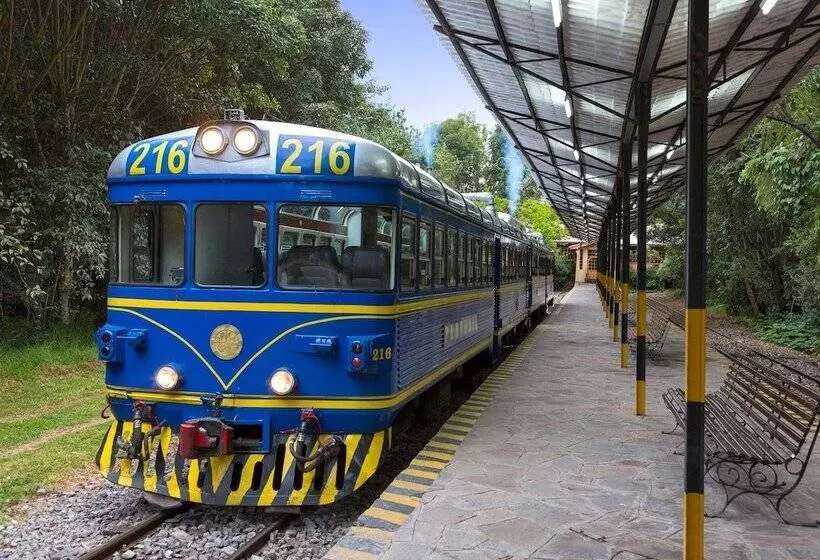 ペンション Munay Tika Family House