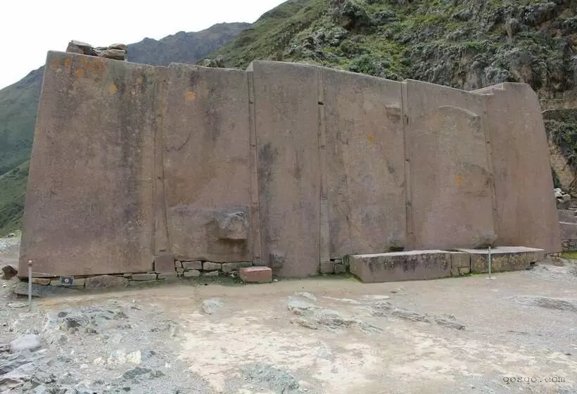 ペンション Munay Tika Family House