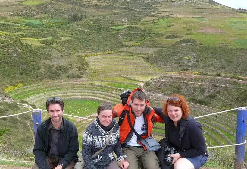 ペンション Munay Tika Family House