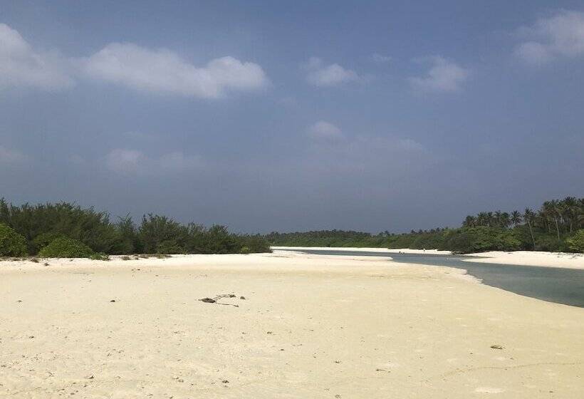 پانسیون Tropical Sands Kelaa