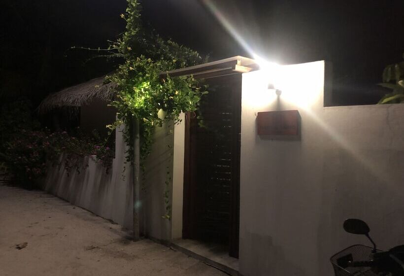 پانسیون Tropical Sands Kelaa