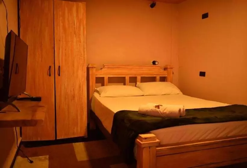 ユースホステル Hostal Casa Primavera