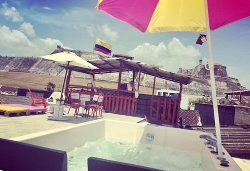 Hostel Mirador Del Castillo