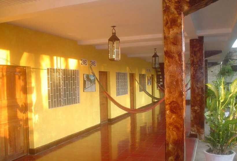 تختخواب و صبحانه Caleta