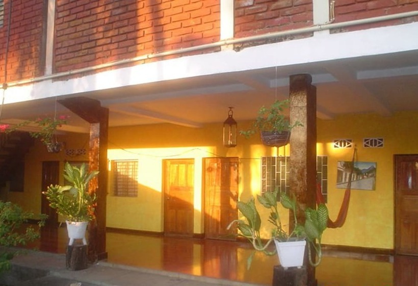 تختخواب و صبحانه Caleta