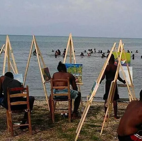 تختخواب و صبحانه Evasion