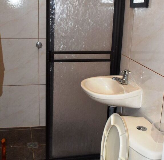 Hostal Casa Nostra Hostel