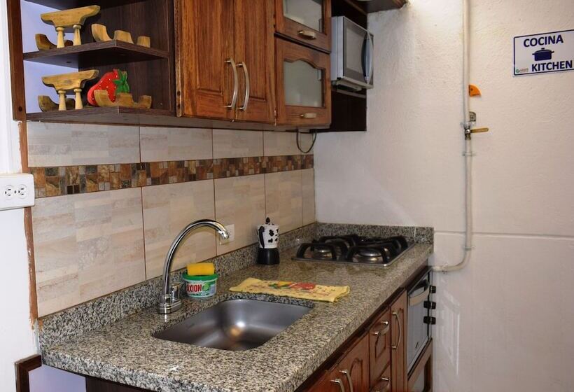 Hostal Casa Nostra Hostel