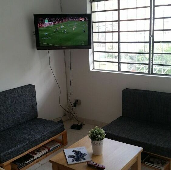 Общежитие Hostal Casa Primavera