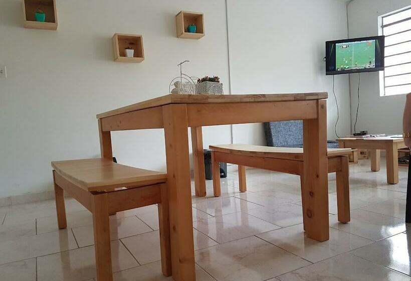 Общежитие Hostal Casa Primavera