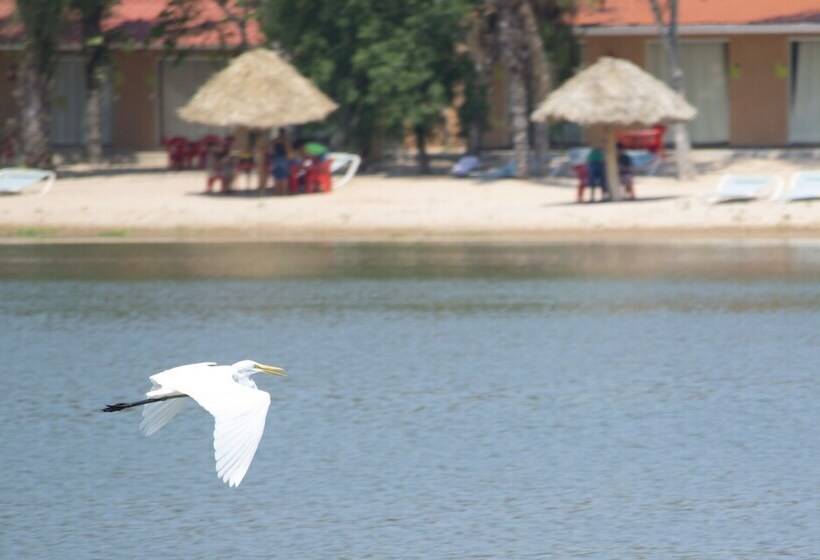 هتل Eco Resort Colpa Caranda