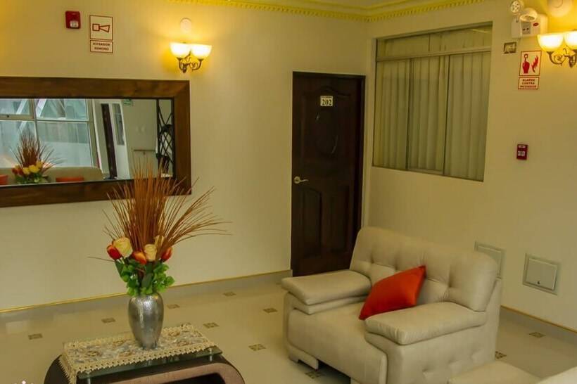 هتل Korimarka Suite