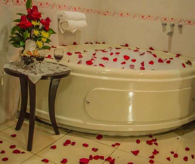 هتل Korimarka Suite