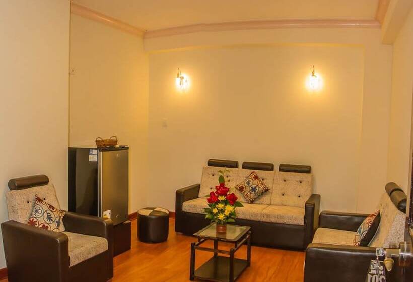 هتل Korimarka Suite