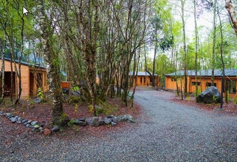 ホテル La Escondida Pucón