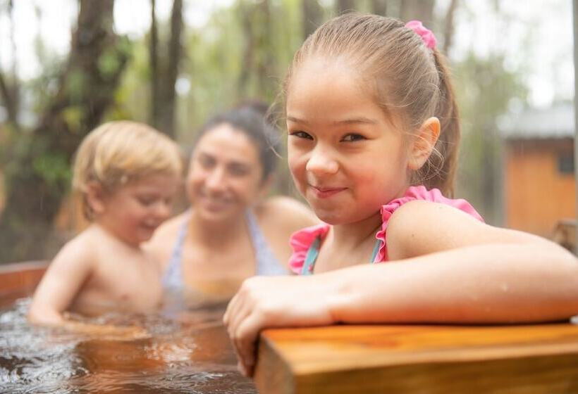 ホテル La Escondida Pucón