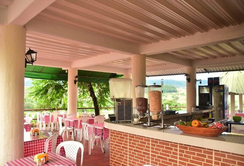 Hotel Montserrat Plaza