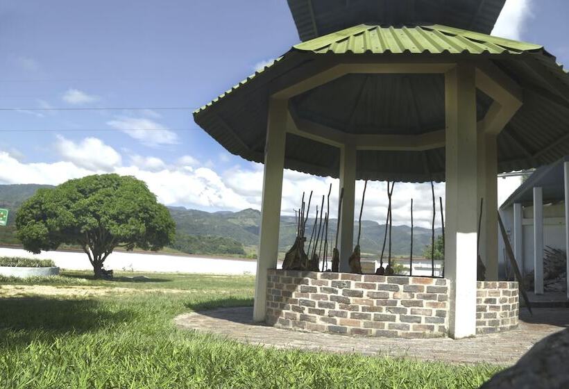 Hotel Montserrat Plaza