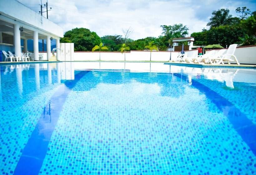 Hotel Montserrat Plaza