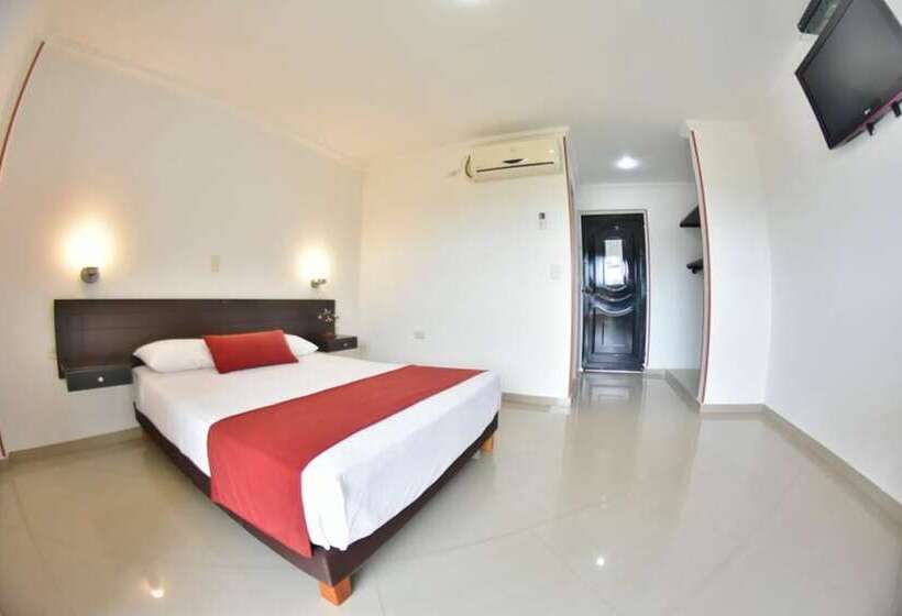 Hotel Montserrat Plaza