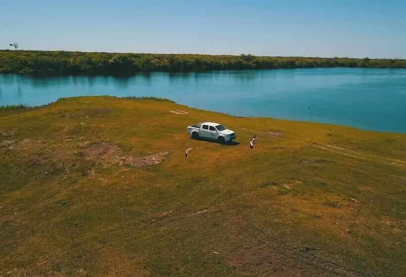 Hotelli Vista Del Sol B&b