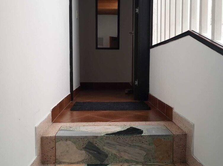 بنسيون C&s Habitaciones