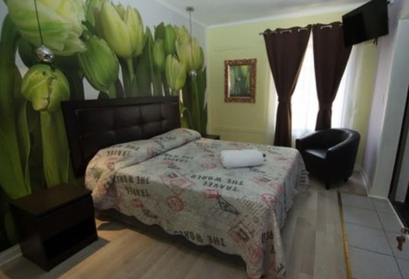 פנסיון Lux Suites