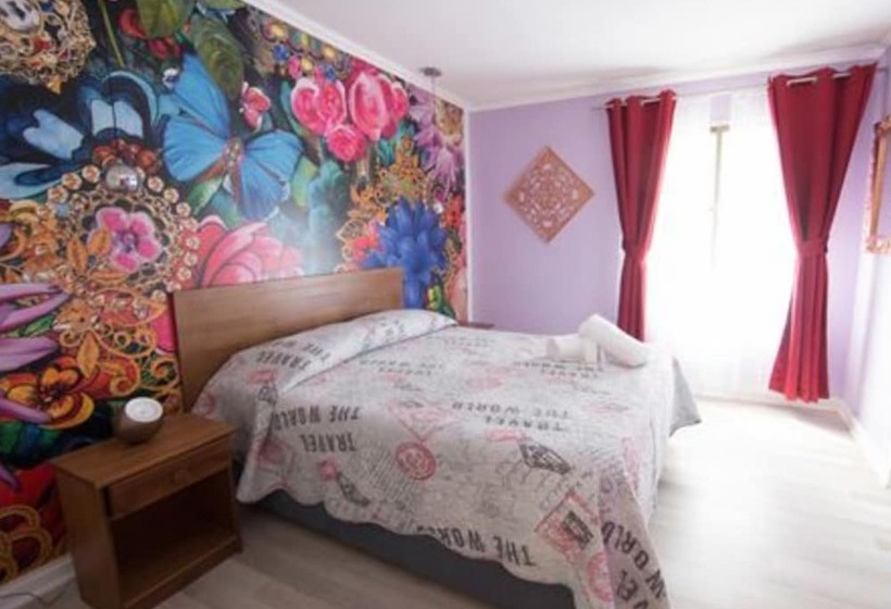 פנסיון Lux Suites