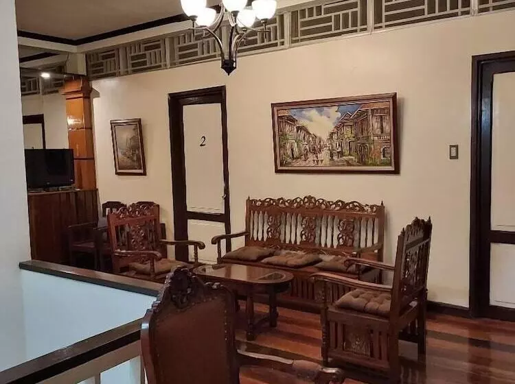 Majatalo Tops Lodging House