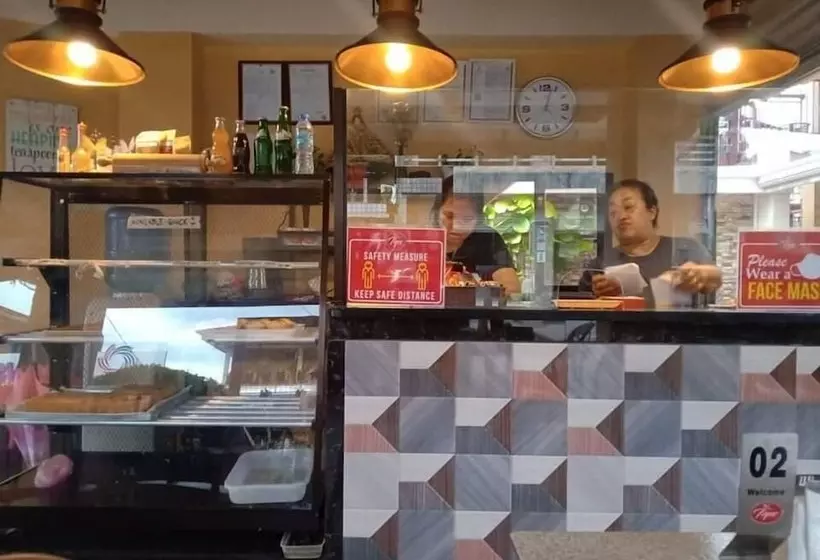 Majatalo Tops Lodging House