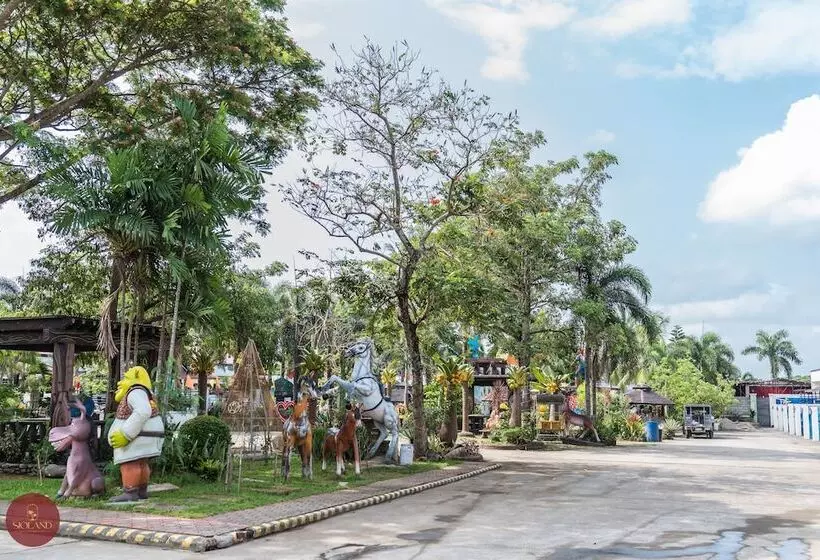 Quezon Premier Hotel Candelaria