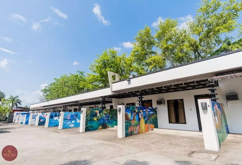 Quezon Premier Hotel Candelaria