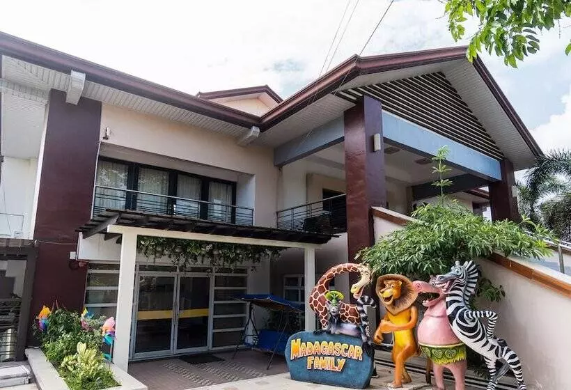 Quezon Premier Hotel Candelaria