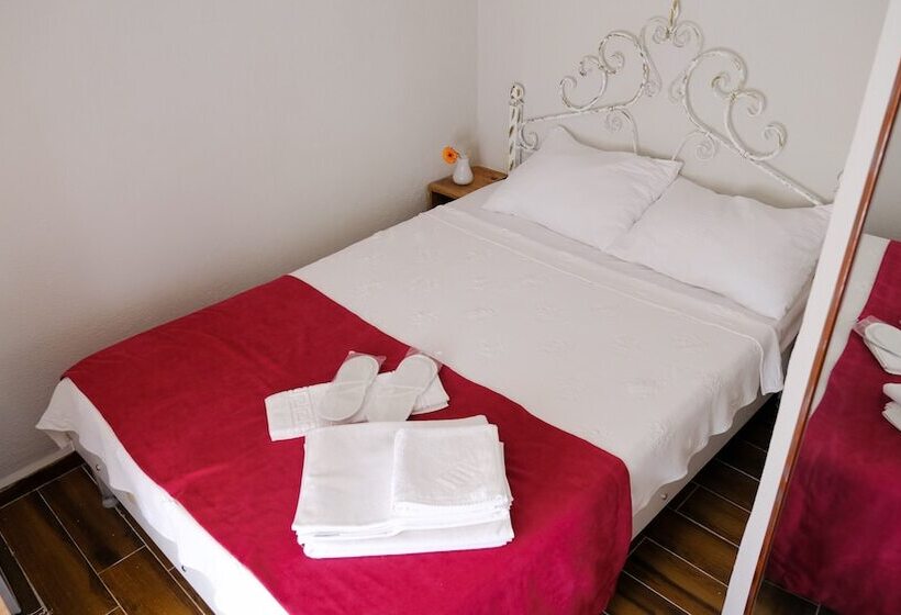 Sığacık Evo Pansiyon & Restoran